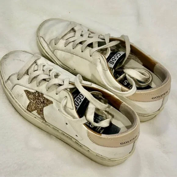 Golden Goose White and Gold Sneakers with Box - Picture 3 of 8